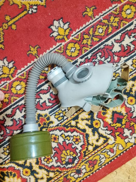 Противогаз пдф 7 в отлично состояние
