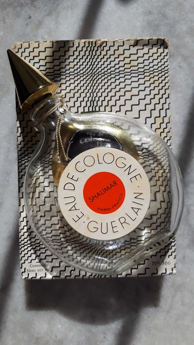 Флаконы Chanel, Hermes, Guerlain