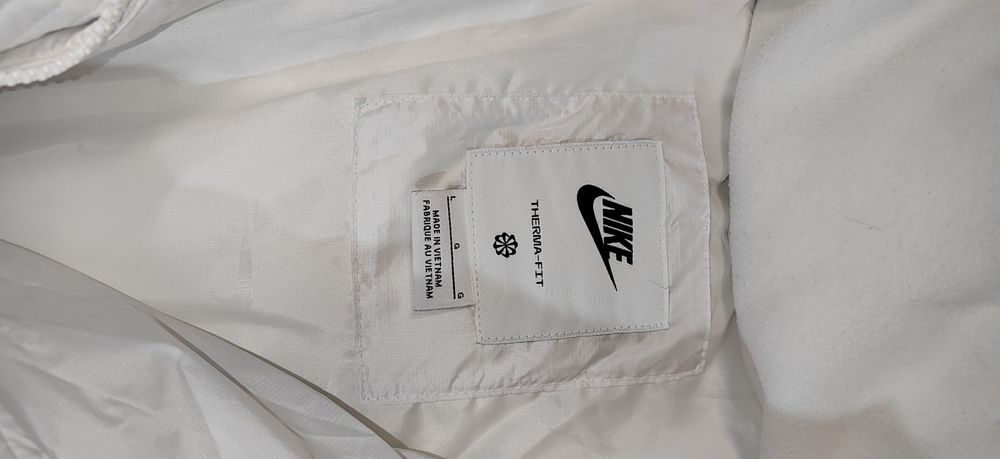 Nike Therma Fit дамско яке, размер L
