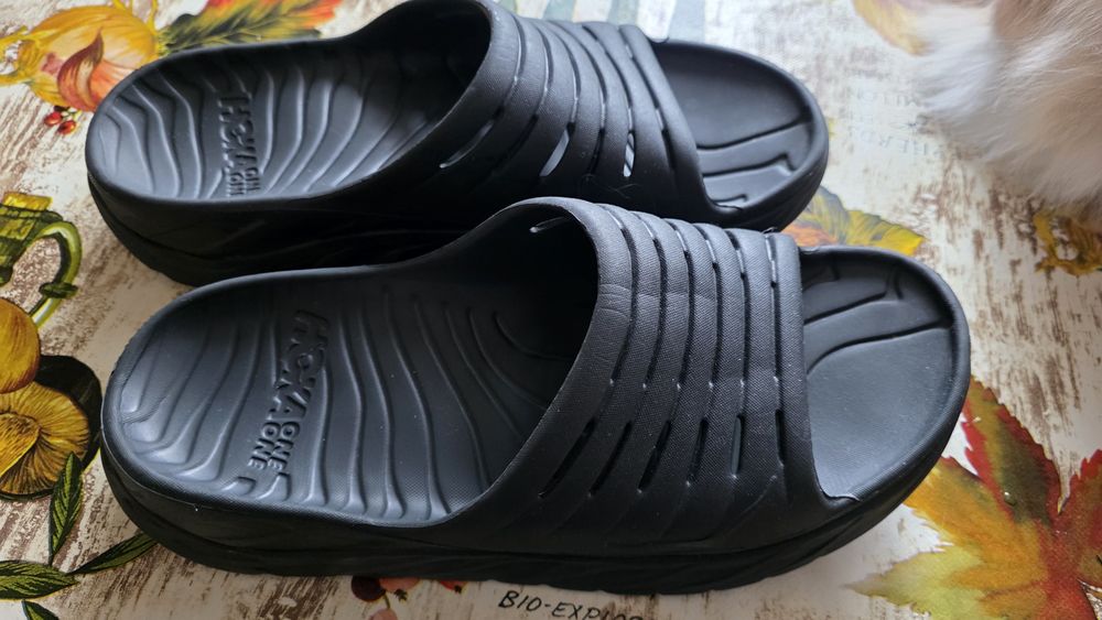 Чехли ,джапанки Hoka