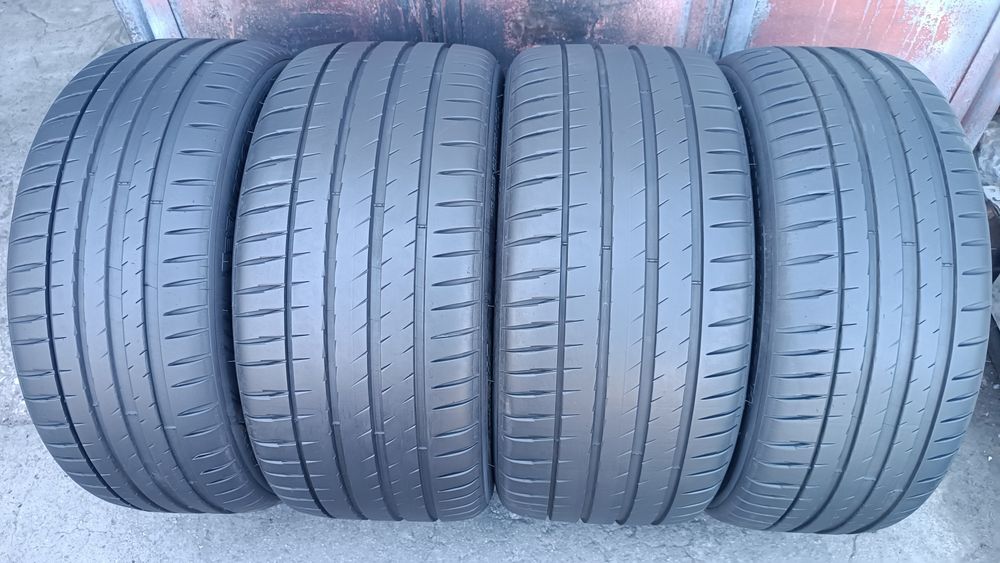 245/45/19 и 275/40/19 Michelin