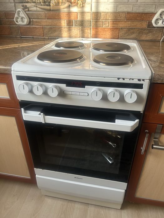 Электрическая плита б/у