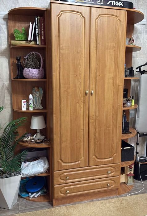 Спальный гарнитур