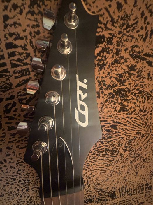 Электрогитара Cort X100