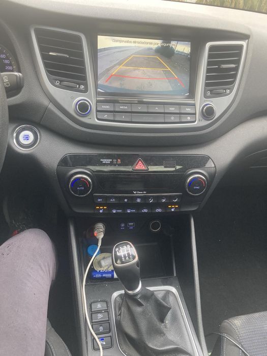 Hyundai Tucson само На части