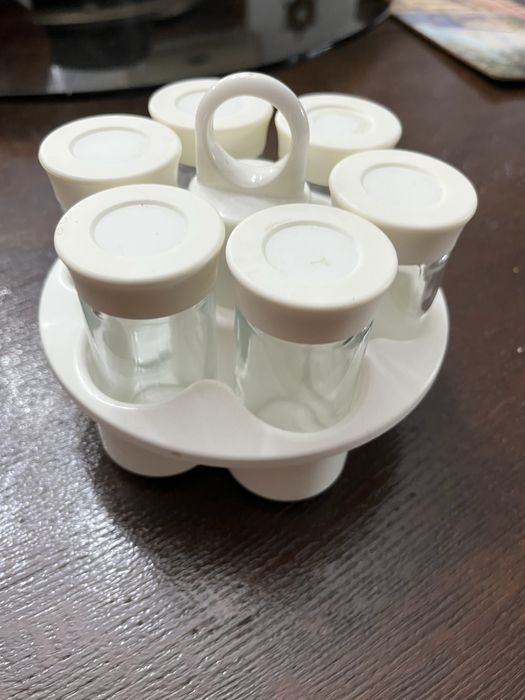 Продавам аксесоари  за кола 7€ термус 7€