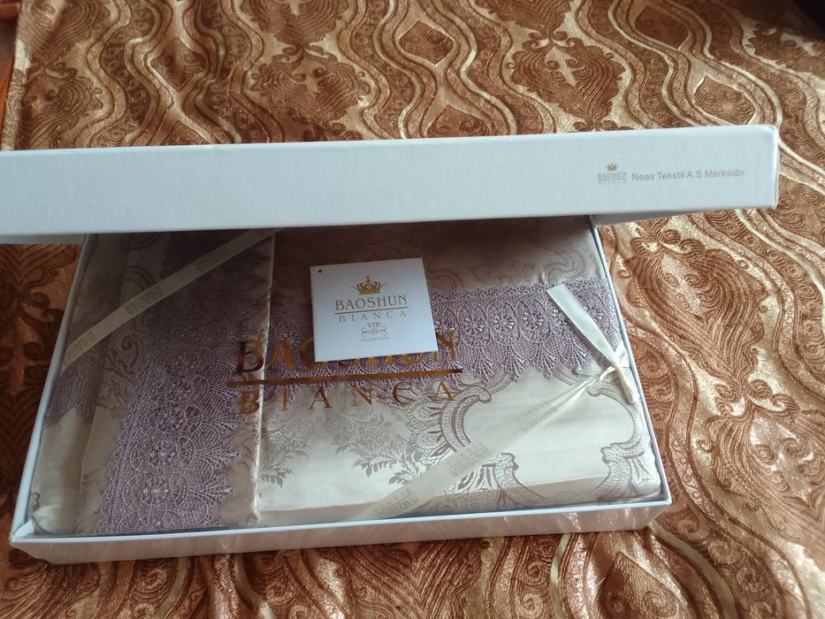 Комплект постельного шелкового белья