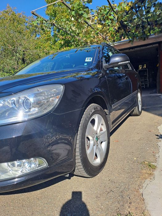 SKODA Octavia 2012 — imagine 4