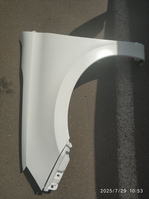 крыло переднее левое гранта фл