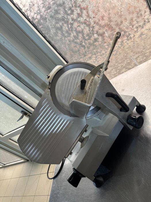 Feliator electric in stare foarte buna de functionare