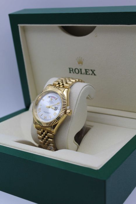 Женские наручные часы. Rolex - Батарея.