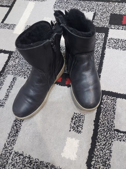 Продам зимние сапоги