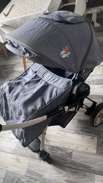 Коляска детская от 0-3лет. В идеальном состоянии