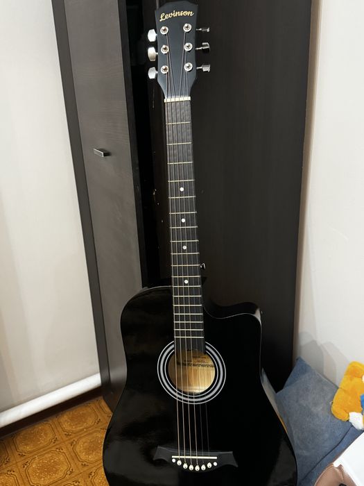 Продается гитара