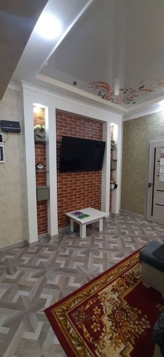 Kvartira arenda uzoq muddatga. Studiya qilingan.