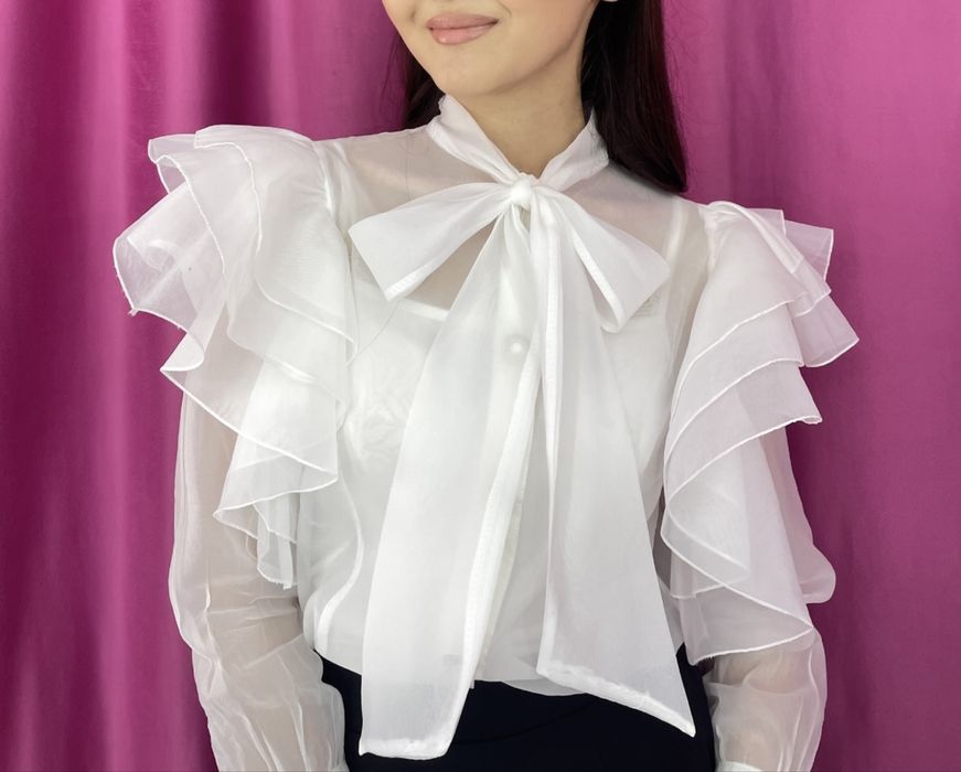 Блузка, М размер, в отличном состоянии,