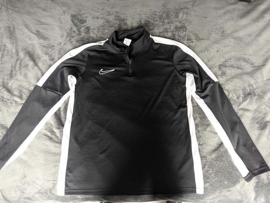 Nike и Adidas горнища