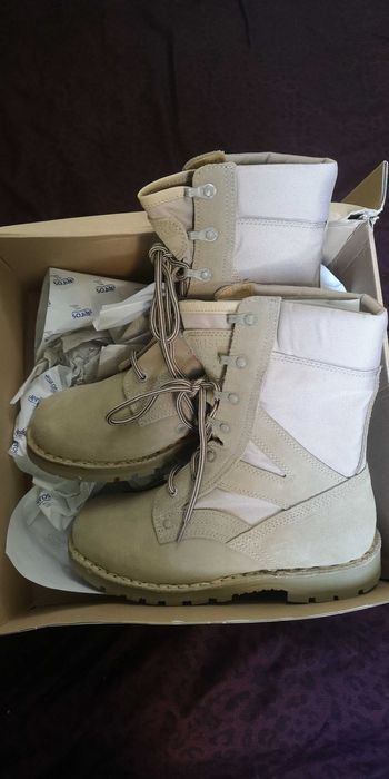 Bocanci Combat Vara Piele intoarsa Crem Doua Perechi