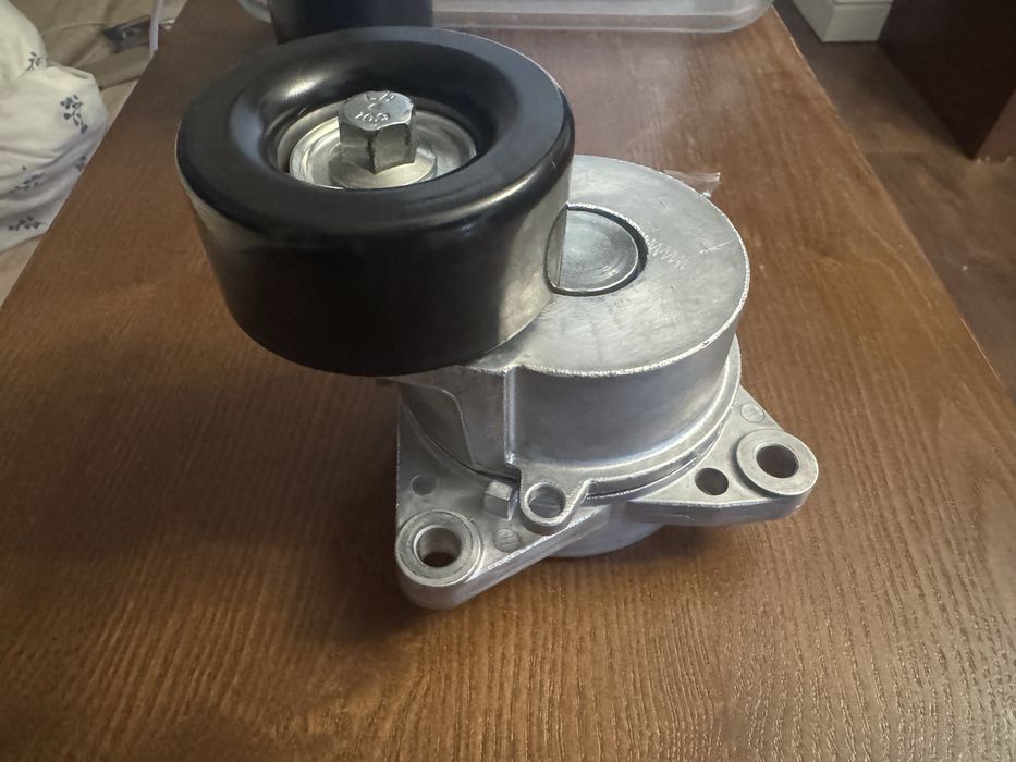 Ролик натяжитель Patrol y62 оригинал