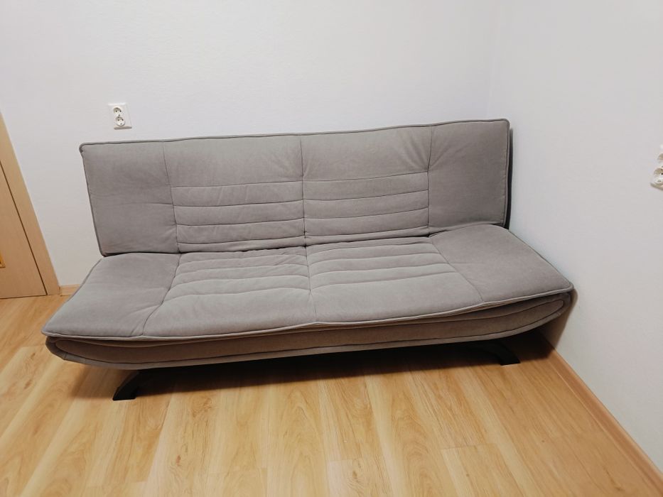 Диван с механизъм