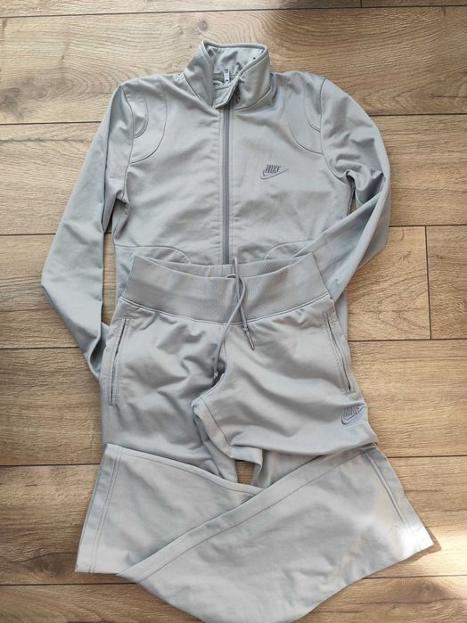 Оригинален комплект на Nike