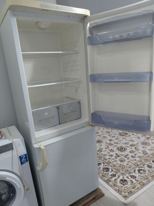 Срочно продам холодильник