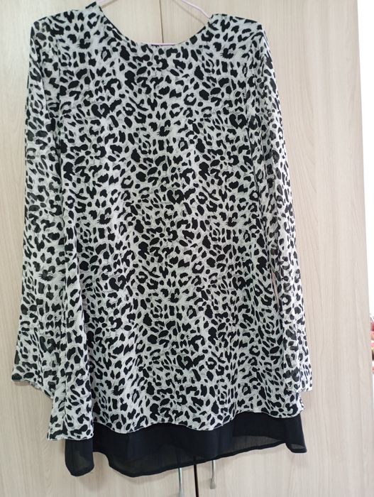 Продам платье 1000