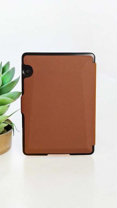 Kindle voyage 6" 300ppi с подсветка и калъф