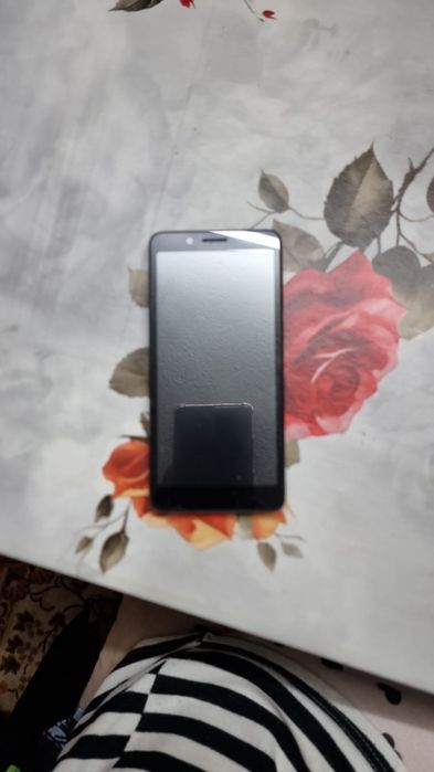 Телефони с по две сим карти