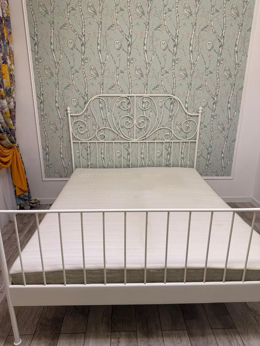 кровать ikea 200x170 в хорошем состоянии