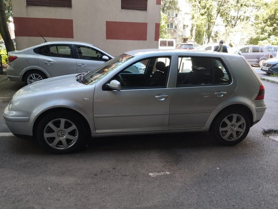 VOLKSWAGEN Golf 2003 — imagine 4
