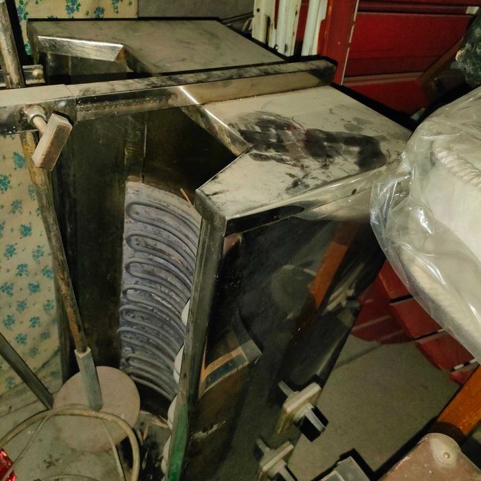 Fast-food uchun uskunalar sotiladi: Shaurma apparati va Lavash Toaster