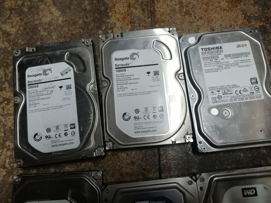 Продаются жесткиею диски