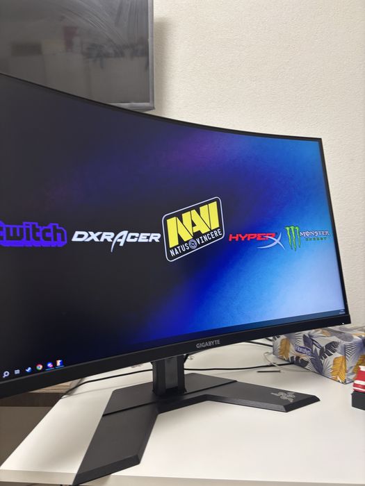 Vand Monitor Led Gigabyte C32QC-A Curbat 31,5 inch 165 hz