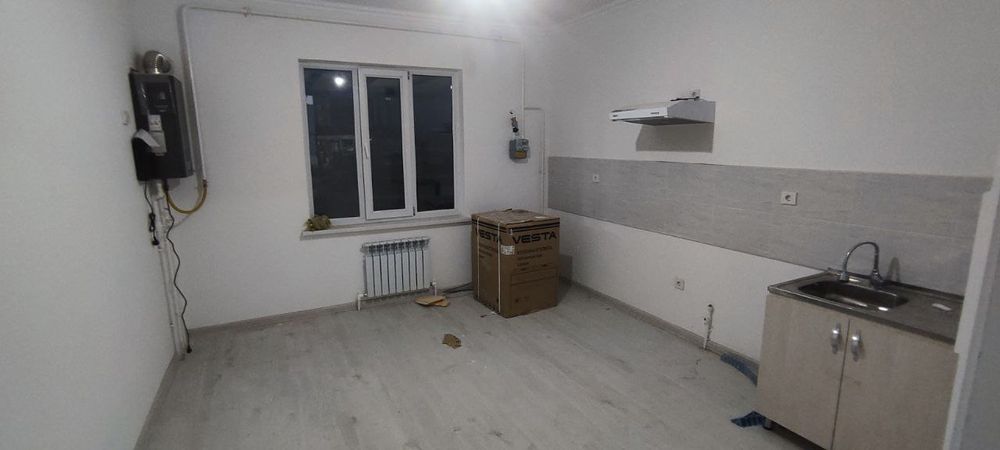 Новостройка 3 хона уй сотилади Олмос махаллада