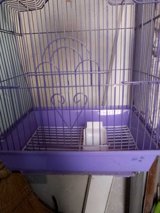 Продавам клетка за птици