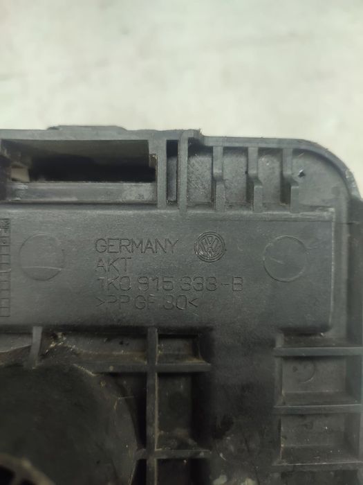 Suport baterie 1k0915333b Volkswagen Touran 1 (facelift) (2006 - 2010)