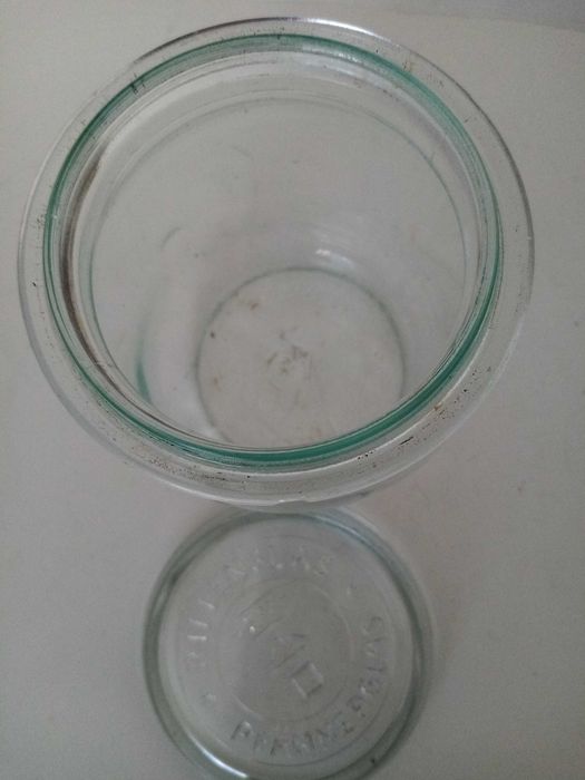 Ретро немски стъклени буркани RILLENGLAS.-2бр, ретро стъклени  шишета.