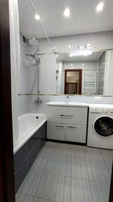 Двустаен имот в кв.Зона Б-5