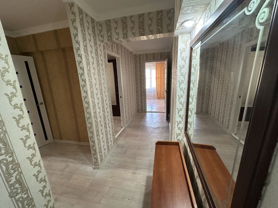 Сдам квартиру 3 комнатную