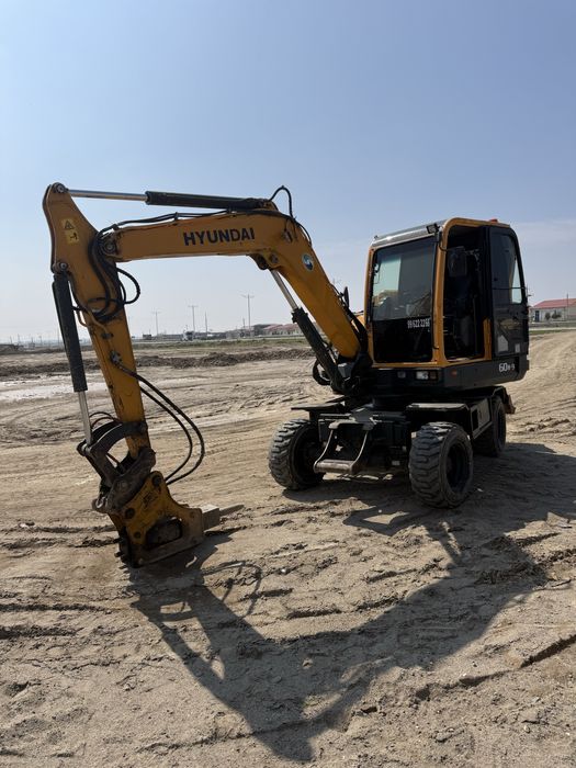 Экскаватор hyundai