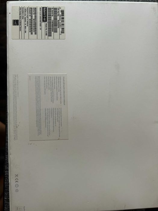 Apple MacBook Air 13" (2015) i5 / 4GB / 128GB SSD