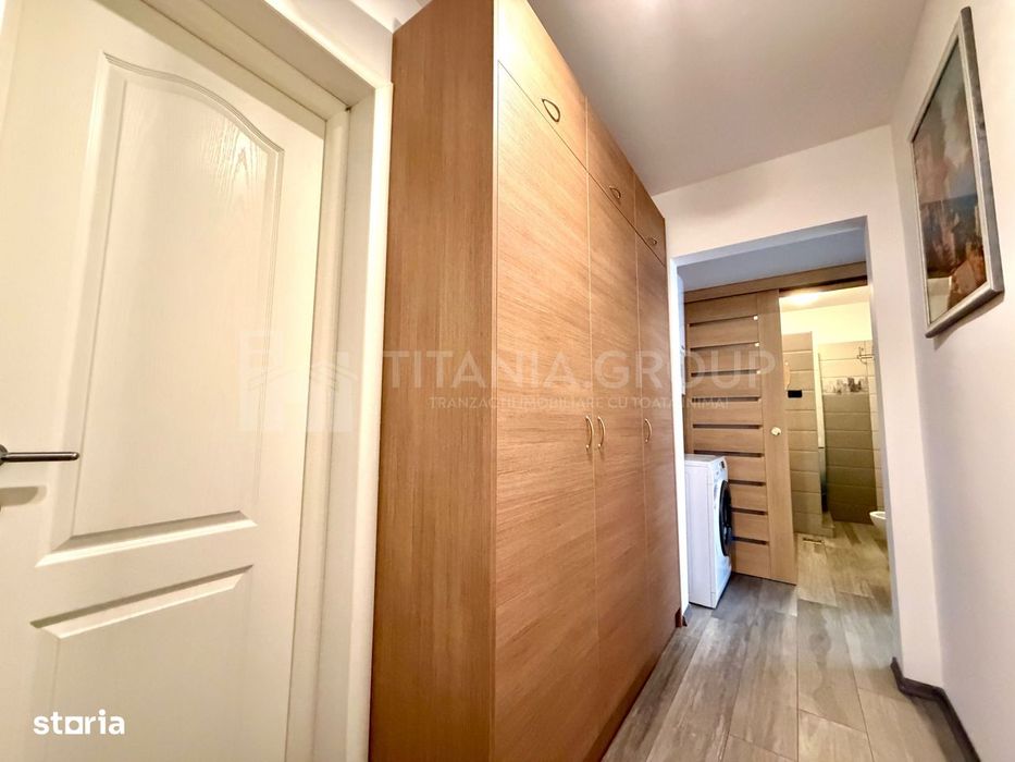 Apartament cu 3 camere, 2 bai  - zona Tractorul