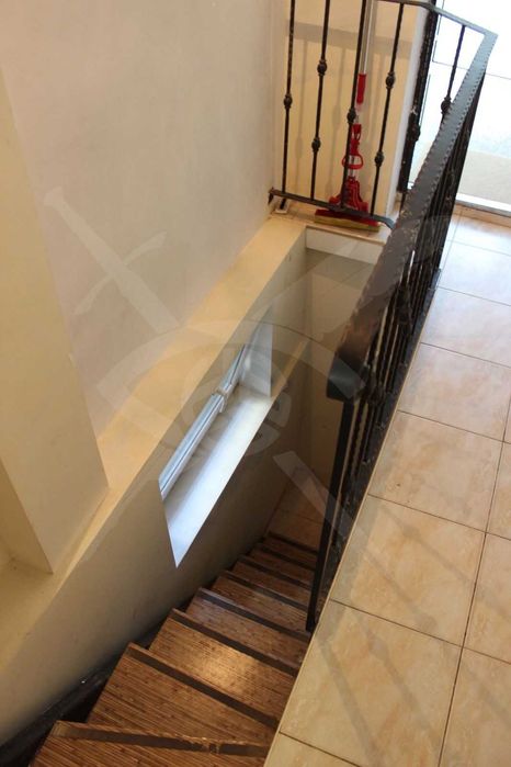 Продава се Етаж от къща в Варна, ВИНС - 74 кв.м за 2028 €/кв.м - Снимка #9