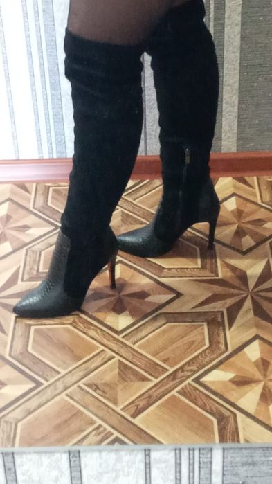 Продам высокие сапоги