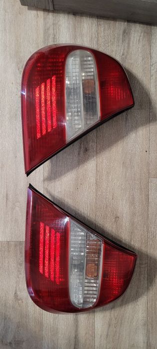 Тайота  задный стоп 30