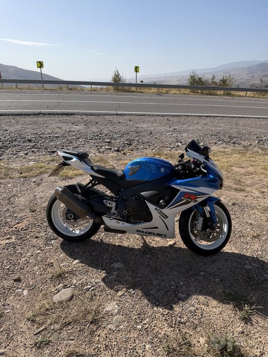 Suzuki GSX R 600