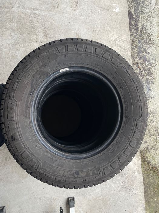 Vând ste cauciucuri de vara C marca Michelin