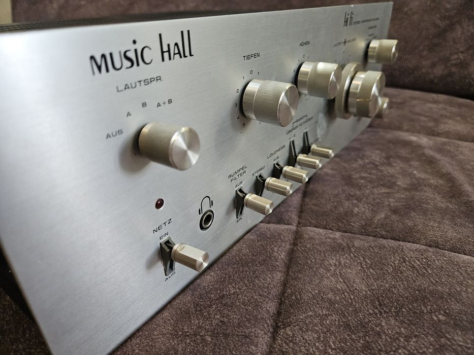 Music Hall HSV 2635