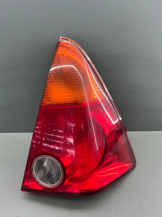 Lampa / Tripla stop dreapta pe aripa Daihatsu YRV 1.0 MT (64 hp)